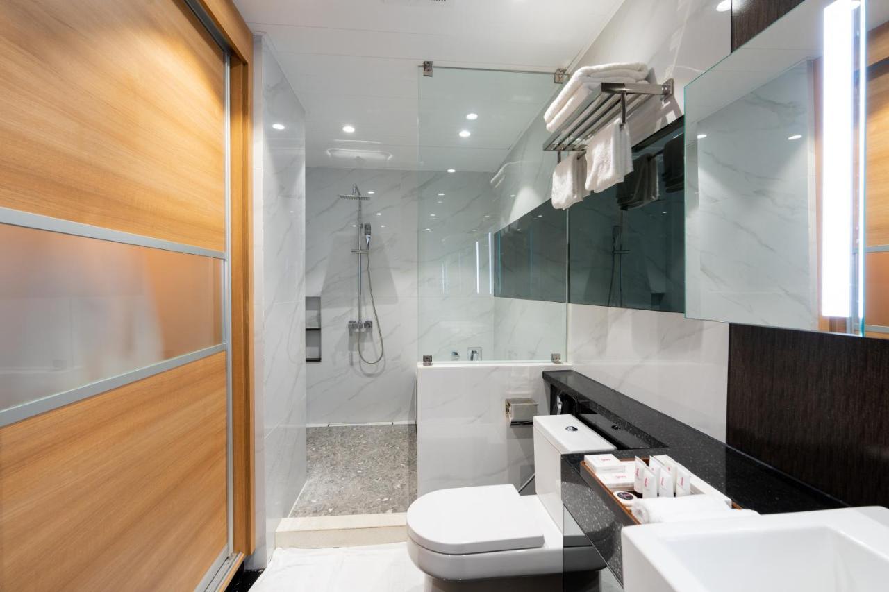 One Euphoria Luxe Hotel Angeles Esterno foto